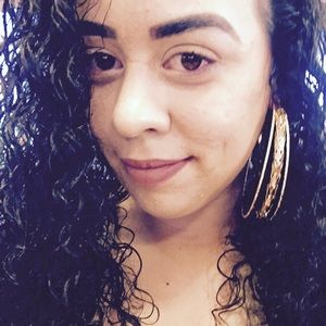 Meet your Posher, Corinna